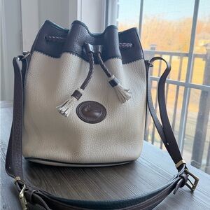 Vintage Dooney and Bourke Cream & Brown Leather Bucket Bag Navy Accents